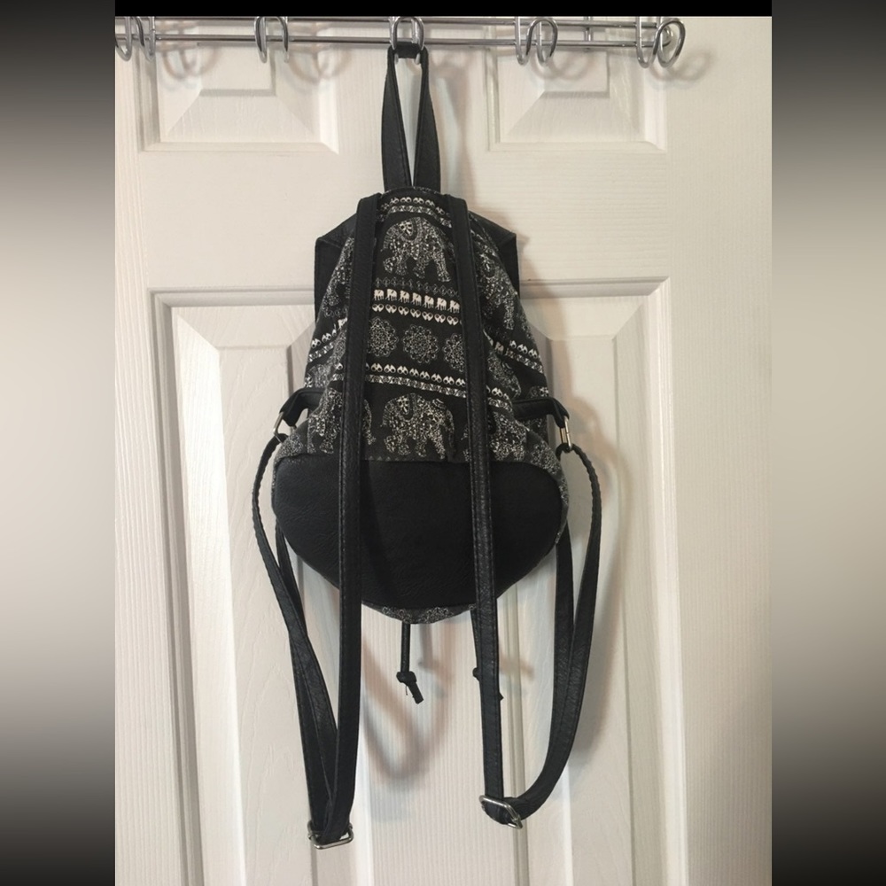 Mini Backpack - Picture 4 of 4